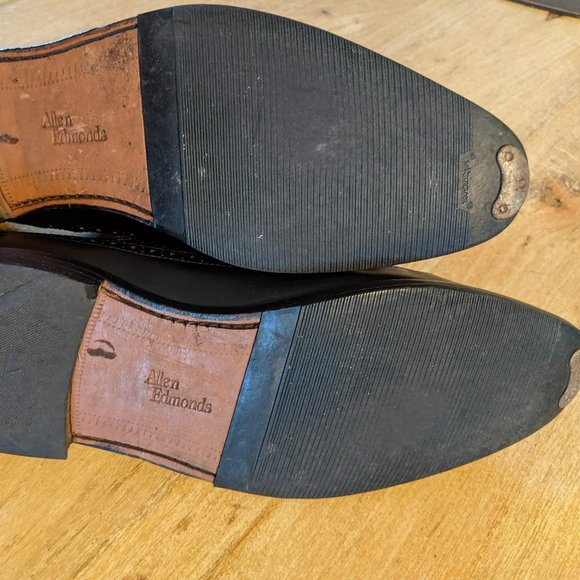 Disney Christmas 2025 Lil Rin Rin Plush Badge Red New